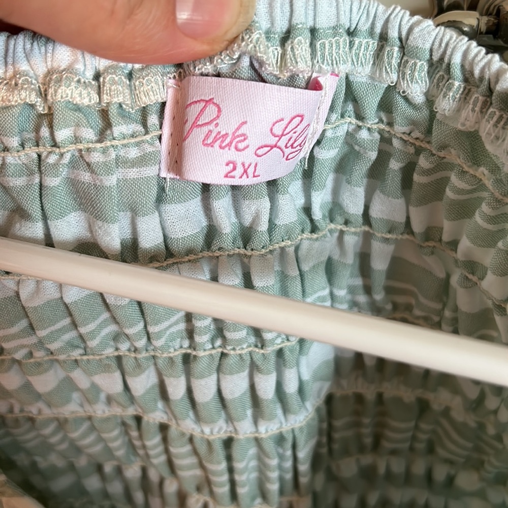 NWOT Pink Lily Sage Look Past The Future Smocked Blouse - Picture 5 of 11